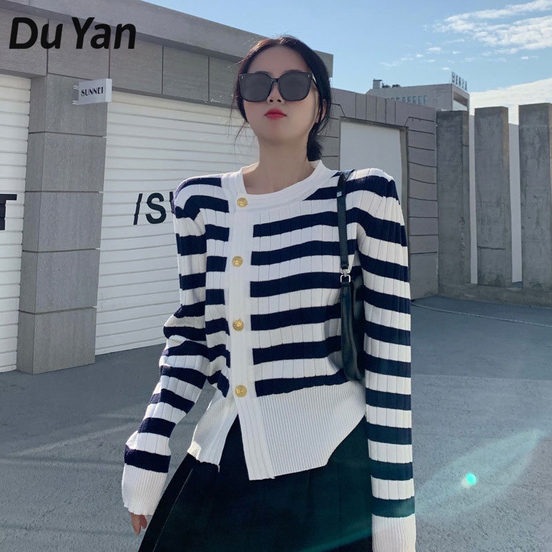 Duo yan Áo sweater Cổ Tròn Tay Dài Xẻ Tà Bên Hông Họa Tiết Kẻ Sọc Cỡ Lớn Phong Cách Hàn Quốc Thời Trang Mùa Thu Cho Nữ