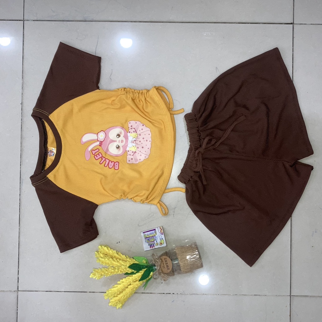 Set áo dây rút 2 bên họa tiết hoạt hình + quần đùi vải thun gân tăm cho bé gái đi chơi, đi học
