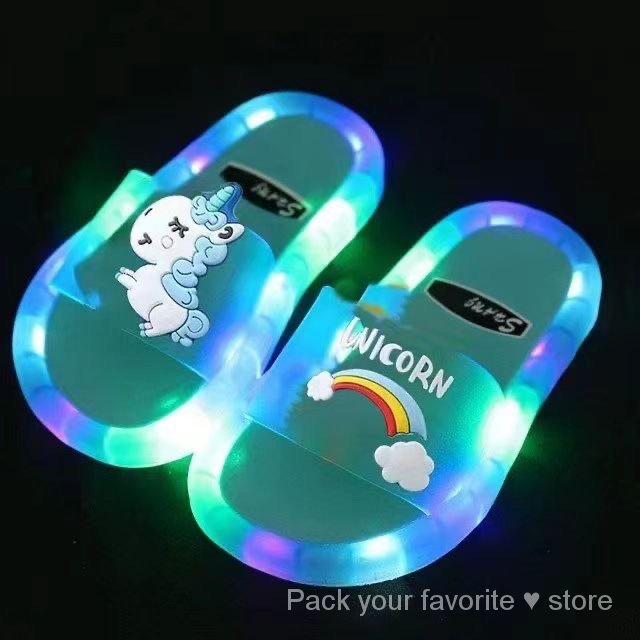 Dép Sandal Dạ Quang In Họa Tiết Hoạt Hình Dễ Thương Thời Trang Mùa Hè Cho Mẹ Và Bé f1kt