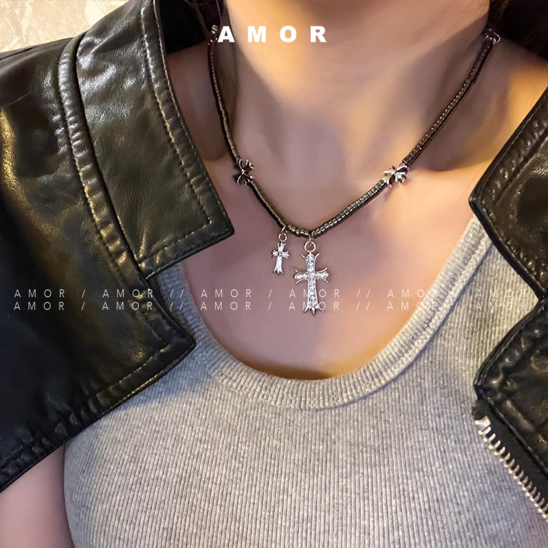 Vòng cổ Thép Titan Đen Phối Mặt Thánh Giá unisex