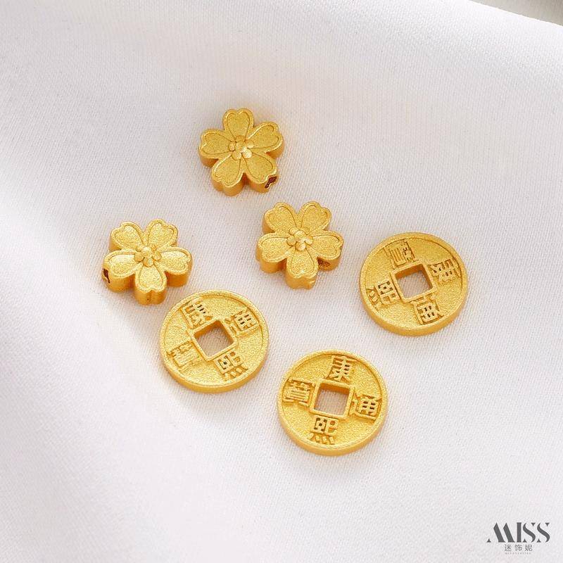 Mặt Dây Chuyền Cát Vàng Cát Hoa Anh Đào Năm Cánh Xuyên Lỗ Kaingxi tongbao