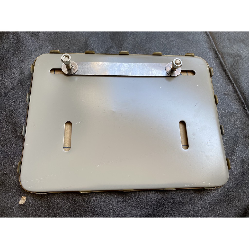 Bộ Khung Biển Số Meka Xe Nước Xe Máy Viển Vàng Cao Cấp