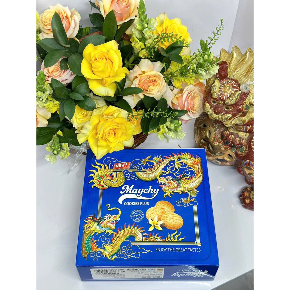 Hộp 500g bánh quy bơ vuông Maychy hình rồng 3 màu xanh đỏ vàng