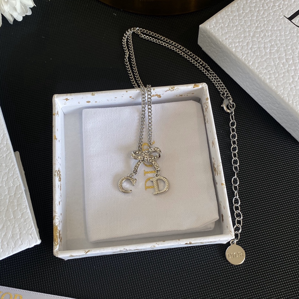 Vòng Cổ Choker Thiết Kế Mặt Chữ Dior Đơn Giản Thời Trang Cho Cặp Đôi