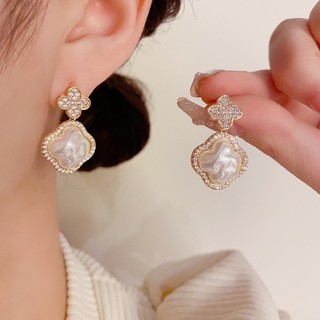 Khuyên tai hoa bốn lá đính ngọc trai sang trọng thời trang cao cấp