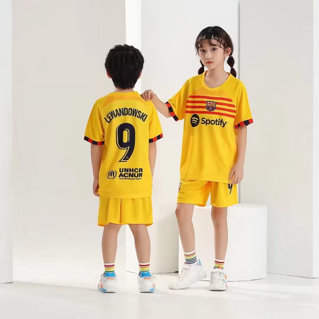 Bộ Đồ Đá Banh Số 23-24 Đội Tuyển barcelona Số 9 lewandowski Cho Trẻ Em