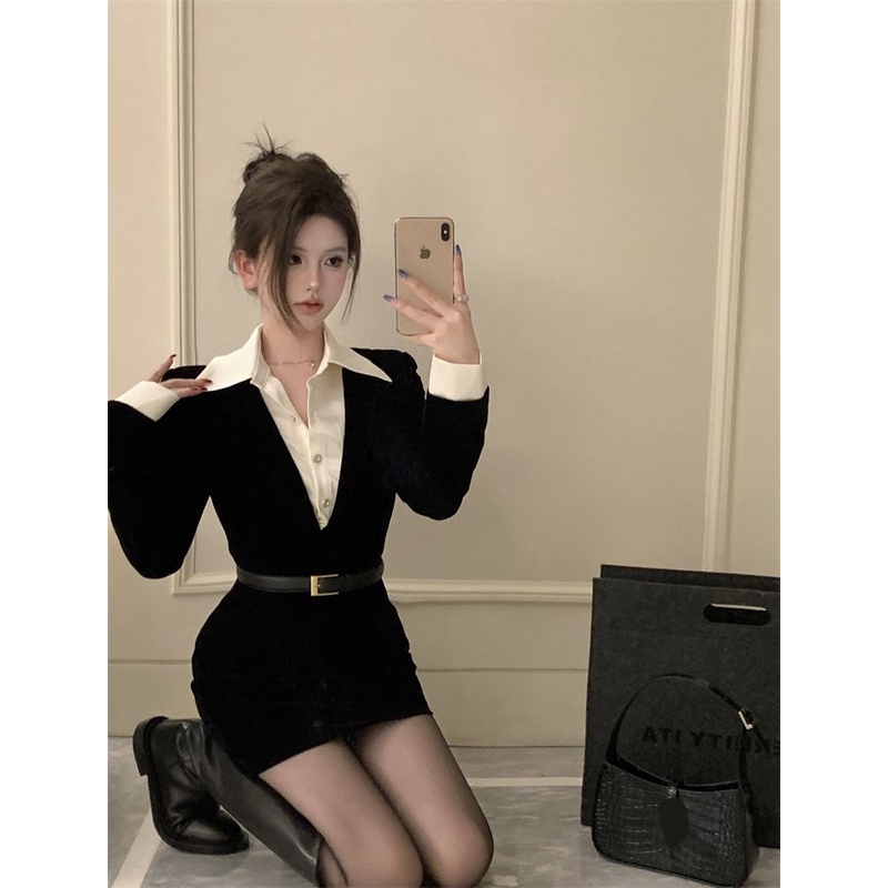 Bộ Áo Giả Hai Mảnh Váy Ngắn Ôm Eo Màu Đen Phong Cách Hoàng Gia Mùa Thu Và Mùa Đông Nóng Bỏng hi