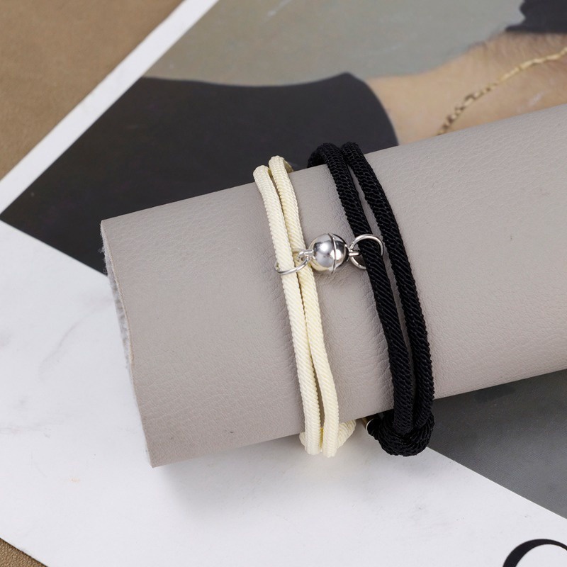 Bộ 2 Vòng Tay Dây Thừng Khóa Nam Châm Mặt Hình Trái Tim Đơn Giản Có Thể Điều Chỉnh Cho Cặp Đôi
