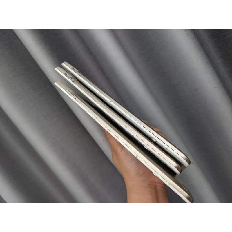 Máy Đọc Sách Phong Cách Classic Bàn Phím Kindle Keyboard 2, Màu Trắng