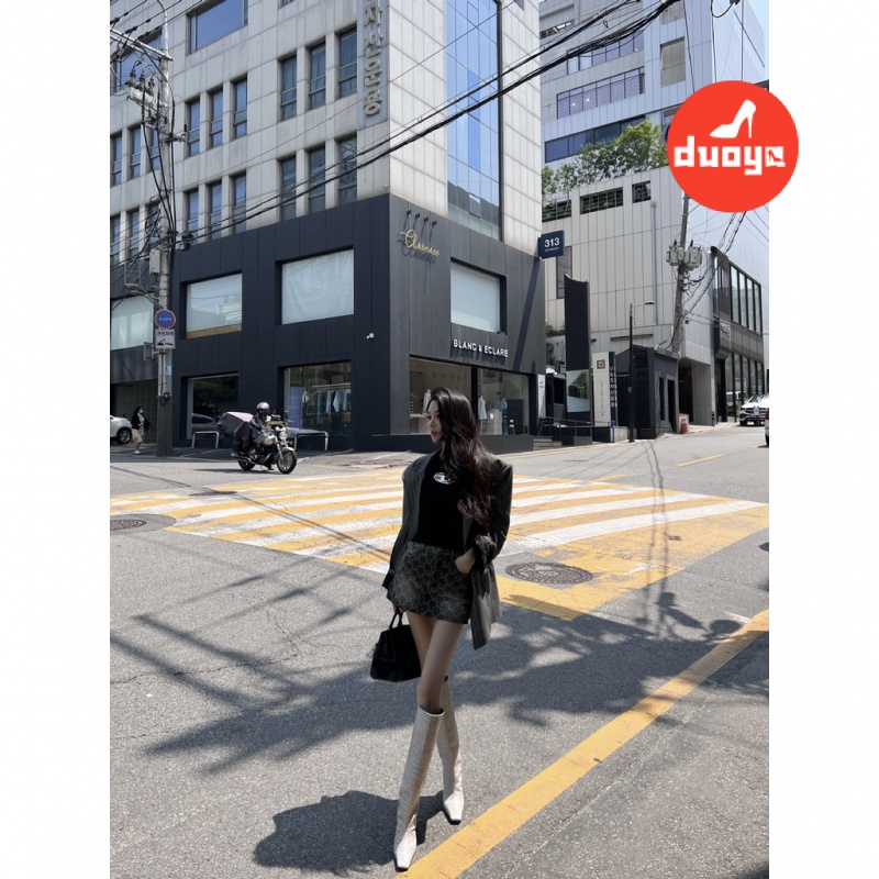 Duooya hair Thẳng ~  Bốt Ống Rộng Cao Gót Họa Tiết Da Cá Sấu Phong Cách mona Cho Nữ Miễn Phí Vận Chuyển