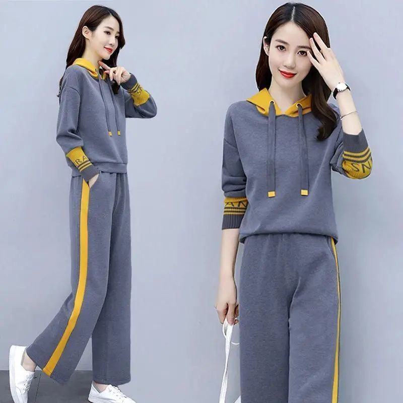 Bộ Đồ Thể Thao Dài Tay Có Mũ Trùm Dáng Rộng Thời Trang Mùa Thu Đông Dành Cho Nữ