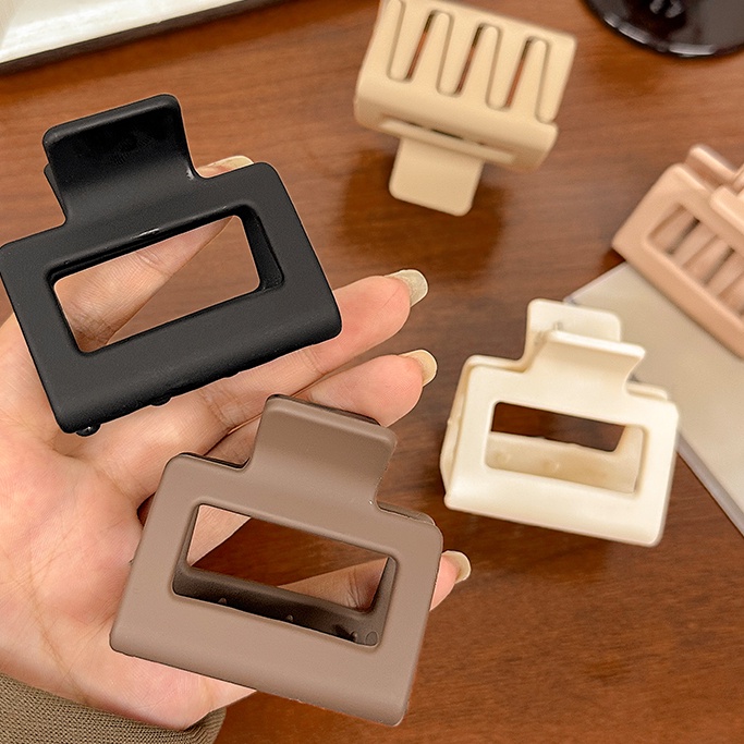 Kẹp Tóc mini Hình Vuông Màu khaki Phong Cách Hàn Quốc Dễ Thương Cho Nữ