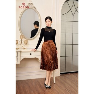 Áo len Đen cổ cao dệt mỏng cách điệu Toson AL011B33