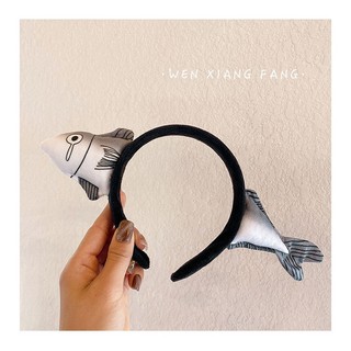 Kẹp Tóc Hình Cà Rốt / Cá Mập Dễ Thương Vui Nhộn Cho Nữ