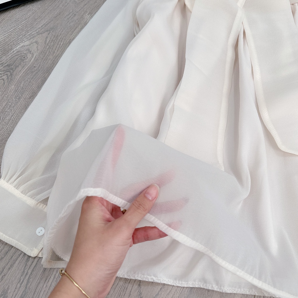 Váy Trễ Vai Thắt Nơ Ngực Đầm Trễ Vai Dài Tay Tơ Nhũ Tay Bồng Form Rộng Freesize Bầu Bí Bon Chen