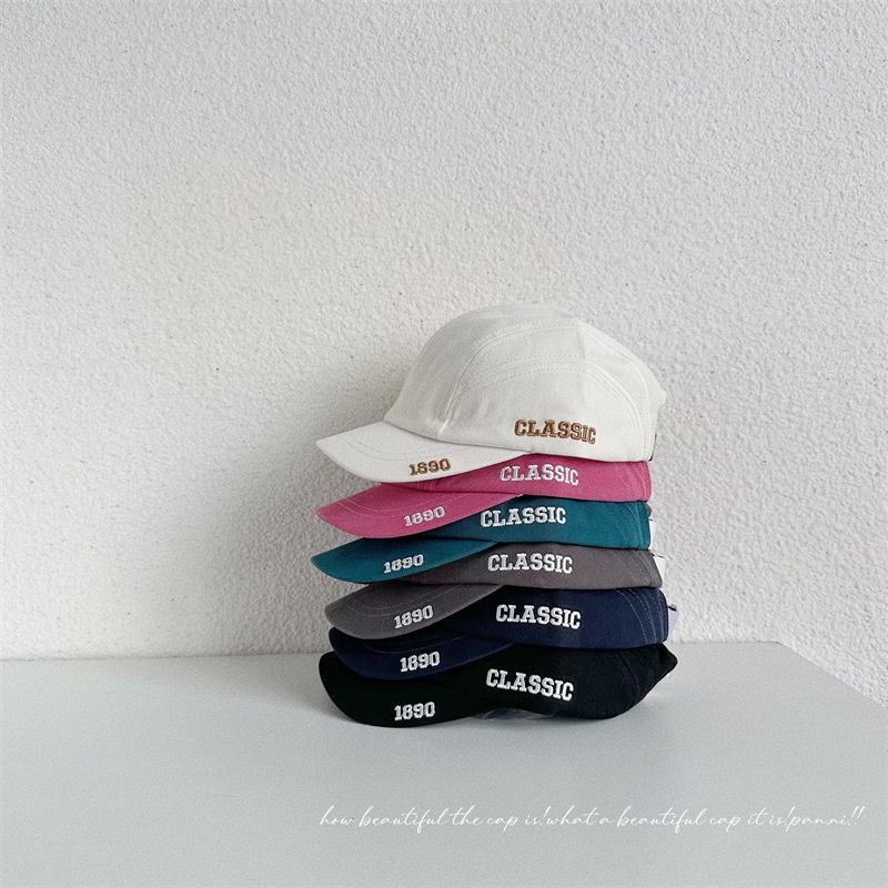 Mũ Lưỡi Trai Thêu Chữ Phong Cách Hàn Quốc Cho Mẹ Và Bé