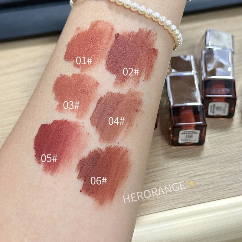 Son Bóng Màu Mờ Lâu Trôi Không Dễ Phai Màu Tiện Dụng