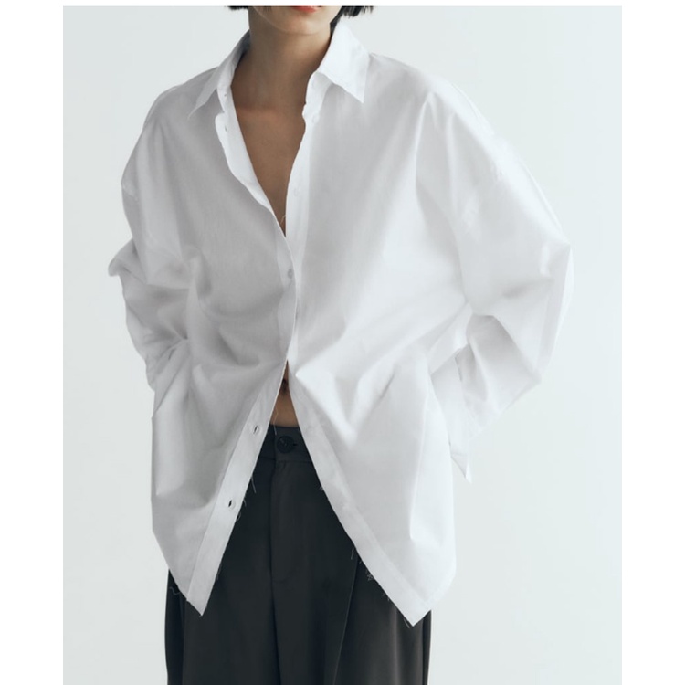 Zara Áo Sơ Mi Tay Dài Dáng Rộng Cổ Bẻ Phối Hàng Nút Thời Trang Thu Đông 237200016