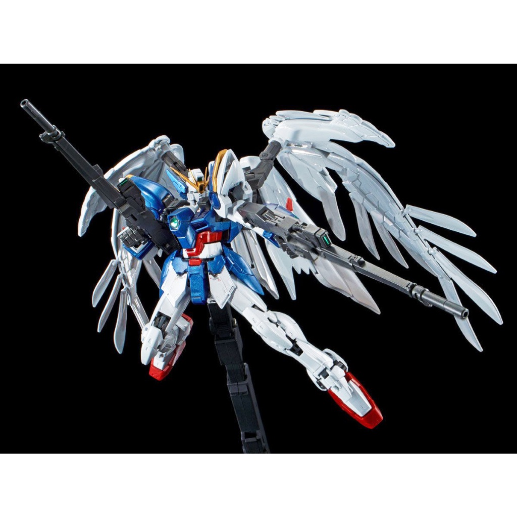 Mô hình lắp ráp RG Wing Gundam Zero EW & Drei Zwerg  Bandai 4573102553782 Tặng ô tô