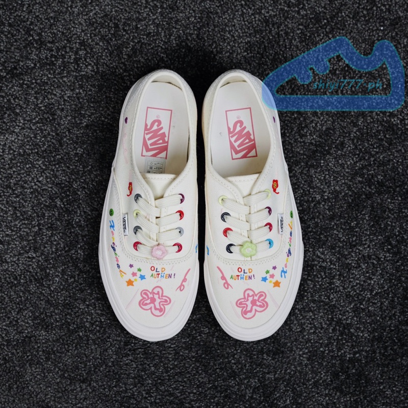 Vans Giày Thể Thao Trắng Thêu Họa Tiết graffiti Độc Đáo Thời Trang