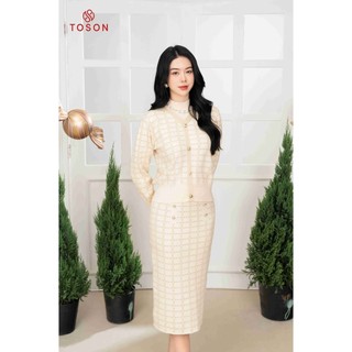 Bộ len be kẻ ô dệt kim tuyến áo cổ tim chân váy BL002E33 Toson