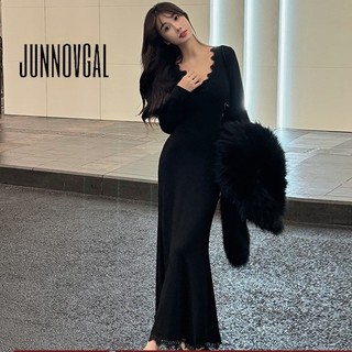 JUNNOVGAL Nữ Midi Đầm Thời Trang Cổ Chữ V Màu Trơn Ôm Vừa Tay Dài Mùa Đông Phong Cách Mới