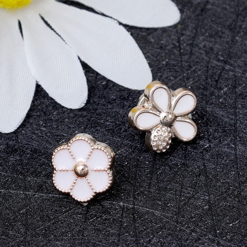 Cài Áo Từ Tính Không Để Lại Dấu Vết Hình Hoa Nơ Dành Cho Nữ