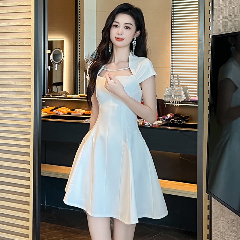 Đầm Dáng Chữ a Cổ Vuông Đính Ngọc Trai Phong Cách Thời Trang Mùa Hè Pháp Hàng Mới 2023 9615