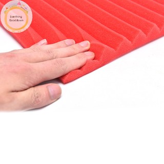 Miếng Xốp Cách Âm Dán Tường Tiện Dụng