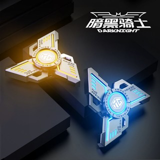 Con quay đồ chơi spinner phát quang, giúp giảm stress
