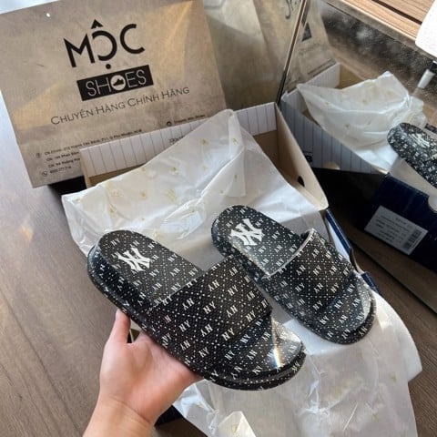 Dép MLB - DIA MONOGRAM - ĐEN - CODE: 3ALPCDM33