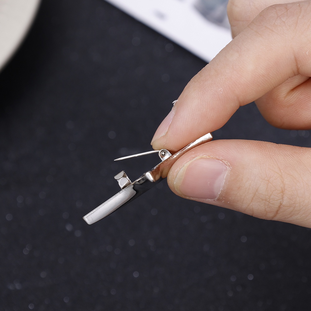 Ghim Cài Áo Hình Thánh Giá Ngôi Sao Năm Cánh Bằng Kim Loại y2k ins Đơn Giản Thời Trang