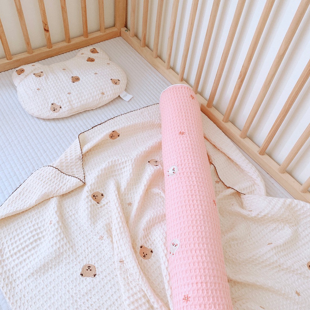 Gối Ôm Monona Vải Waffle Sợi Tre Kiêm Gối Chặn Chần Bông Vải Waffle Cao Cấp Họa Tiết Đáng Yêu Cho Các Bé