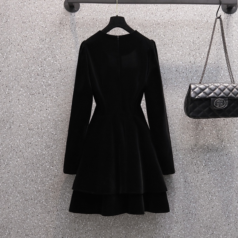 🌸Hàng Order🌸Váy Đầm Bigsize Nhung Tay Dài Đính Cúc Đá Xếp Ly 2 Tấng Sang Chảnh Nữ Tính 🌸Hàng Quảng Châu