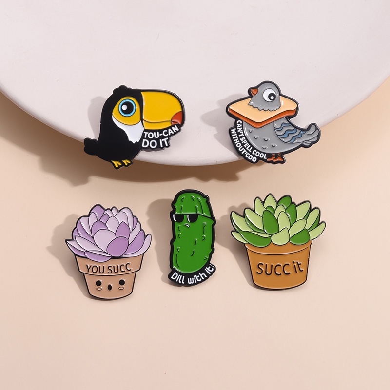 Ghim Cài Áo Hình Chú Heo / Xương Rồng Dễ Thương