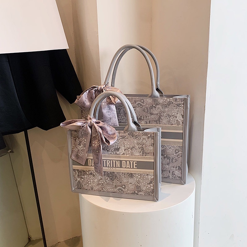 Túi tote Đeo Vai Sức Chứa Lớn Phong Cách Phương Tây Thời Trang Mùa Hè 2023 Cho Nữ