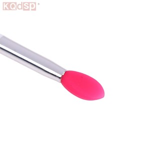 1 Cọ Tô Son Dưỡng Môi Bằng Silicon Mềm Đẹp Mắt