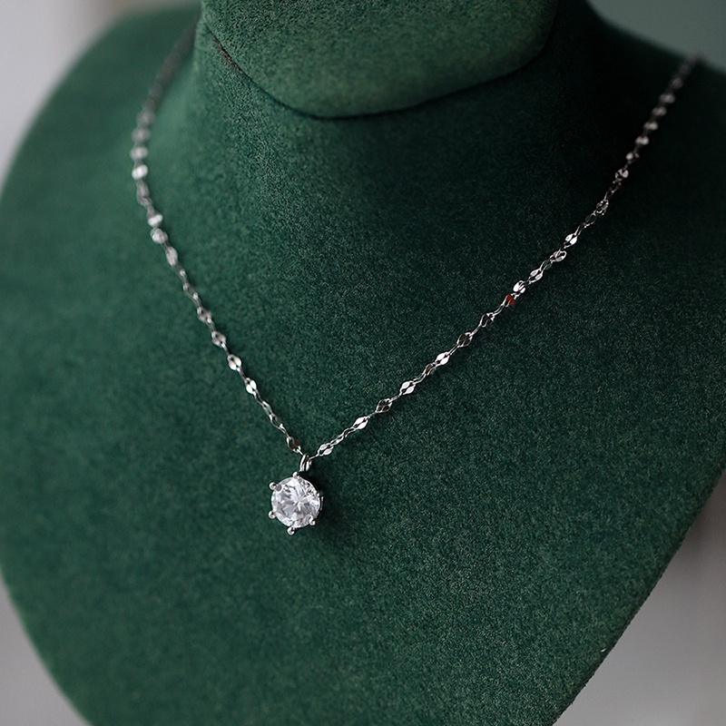 Vòng Cổ choker Màu Bạc Mặt Hình Bướm / Mặt Trăng Đính Đá Pha Lê Màu Sắc Tối Giản Cho Nữ