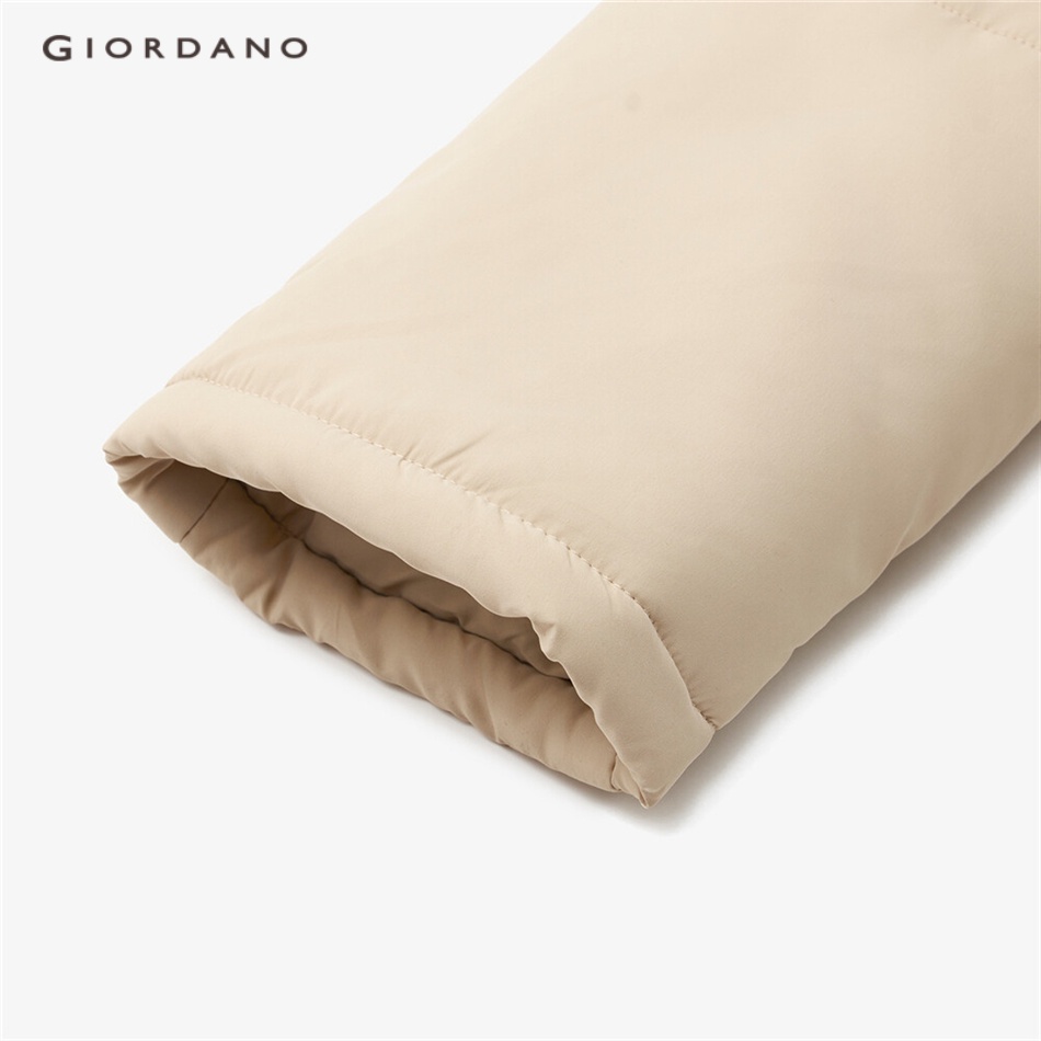 Áo khoác GIORDANO 05372731 có mũ trùm đầu lớp lót và khóa kéo phía trước màu trơn dành cho nữ