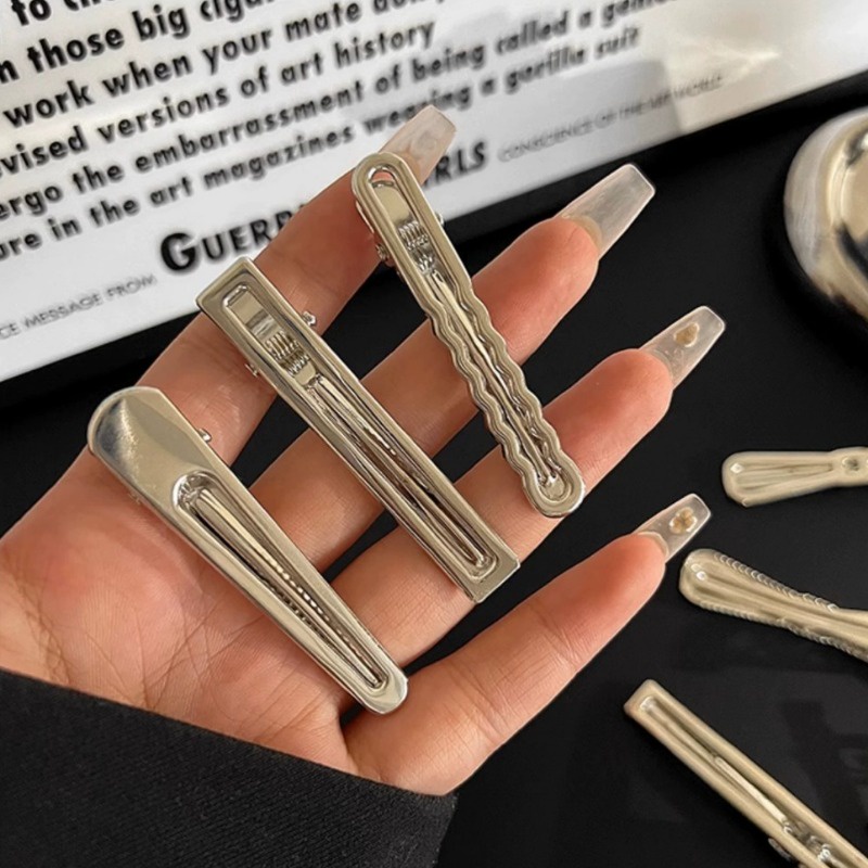 Set 3 Kẹp Tóc Kim Loại Hình Ngôi Sao Rỗng Màu Bạc Thời Trang Hàng Mới