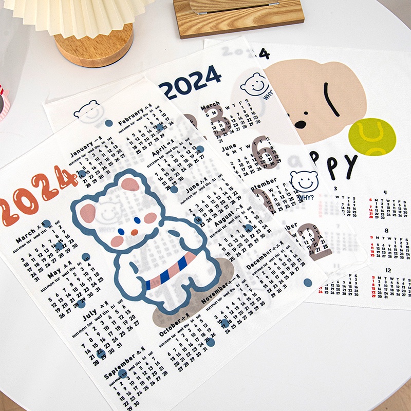 Lịch Treo Tường Năm Mới 2024 Bằng Vải Họa Tiết Gấu Hoạt Hình Dễ Thương Bắt Mắt