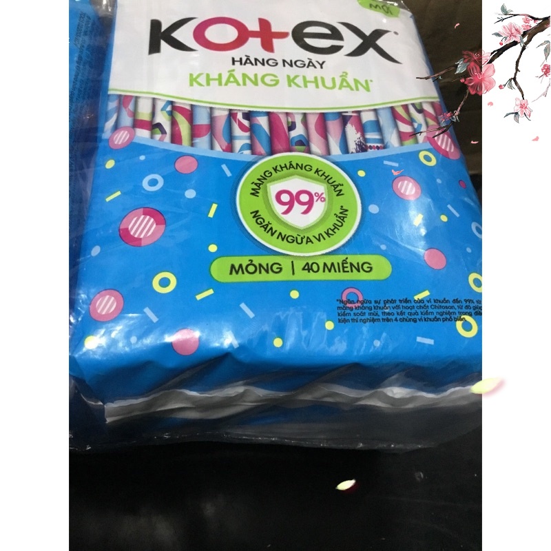 Băng vệ sinh Kotex hằng ngày kháng khuẩn gói 40 miếng/gói Hàng chính hãng