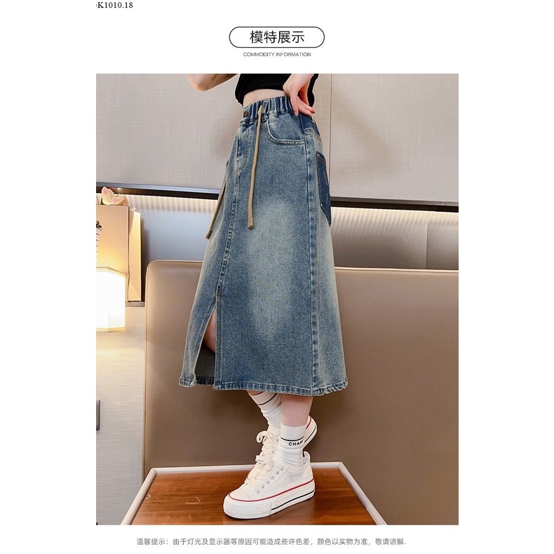 Chân váy jean dài xẻ trước