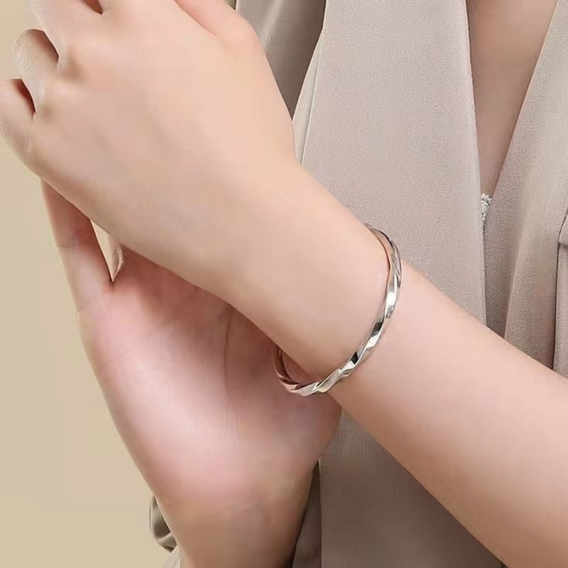 Vòng Tay Lượn Sóng Màu Sắc Bạc Phong Cách Cá Tính