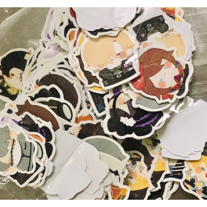 Huy hiệu, hình dán trò chơi Identity V