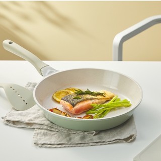 Chảo vân đá Omi Simple 24cm sử dụng được trên nhiều loại bếp: bếp gas, bếp điện, bếp từ, bếp hồng ngoại