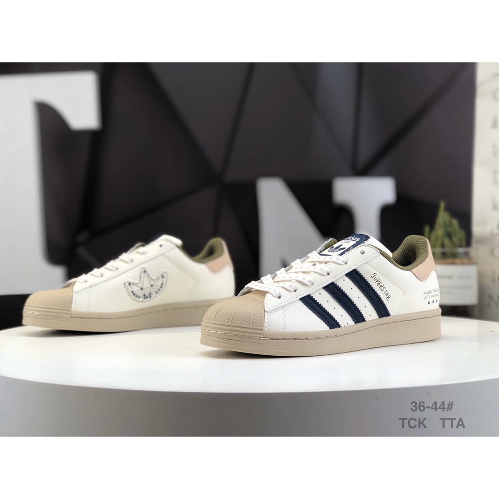Giày Thể Thao adidas ig3852 36-44 Thiết Kế Giản Dị