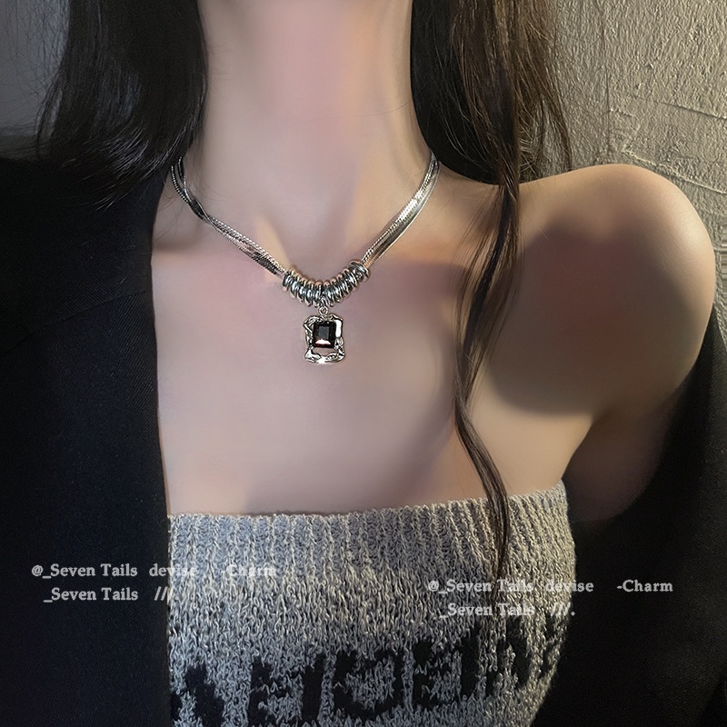 Ahellogirl Vòng cổ Hai Lớp Mặt Vuông Đính Đá zircon Cao Cấp Phong Cách hip hop Thời Trang Thu Đông Dành Cho Nữ