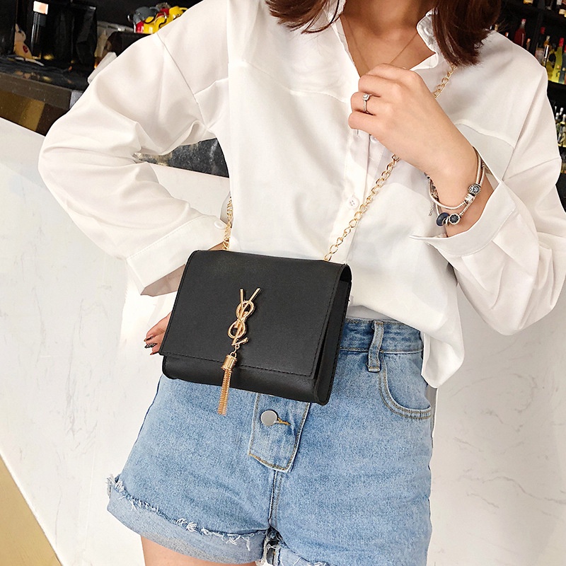 Túi Da Đeo Chéo Hình Vuông Cỡ Nhỏ Phối Dây Đeo Sợi Xích Thời Trang Cho Nữ