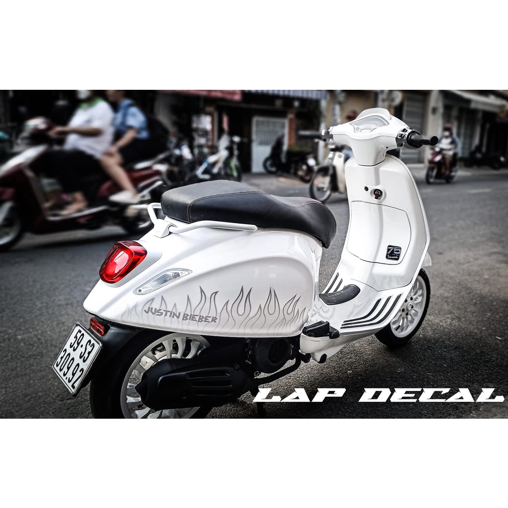 Tem rời lửa Justin BieBer cho Vespa Sprint / Primavera trắng - mẫu siêu hot 2023